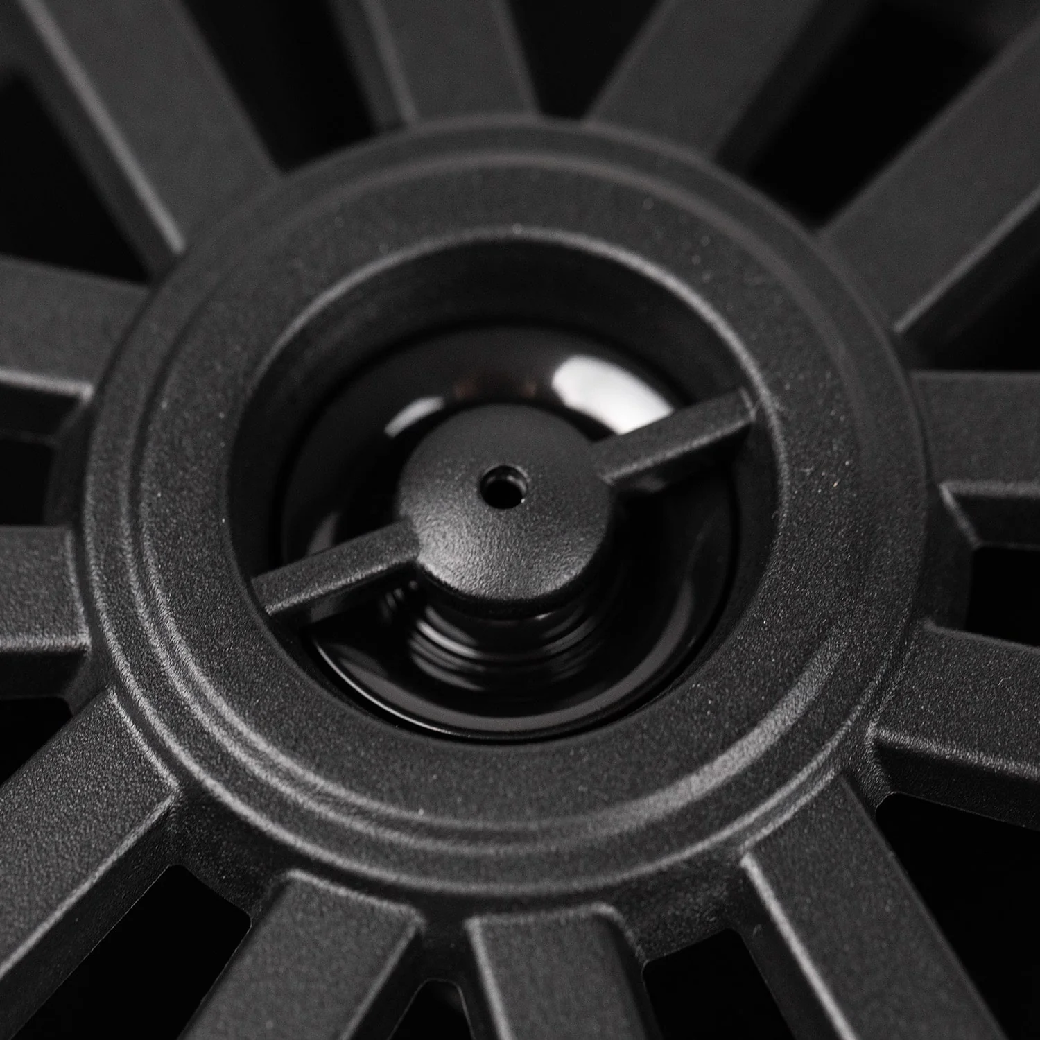 MBQuart 6.5" 2-Way Coaxial Slim Fit Nautic Formula Speaker (Black) - Image 8