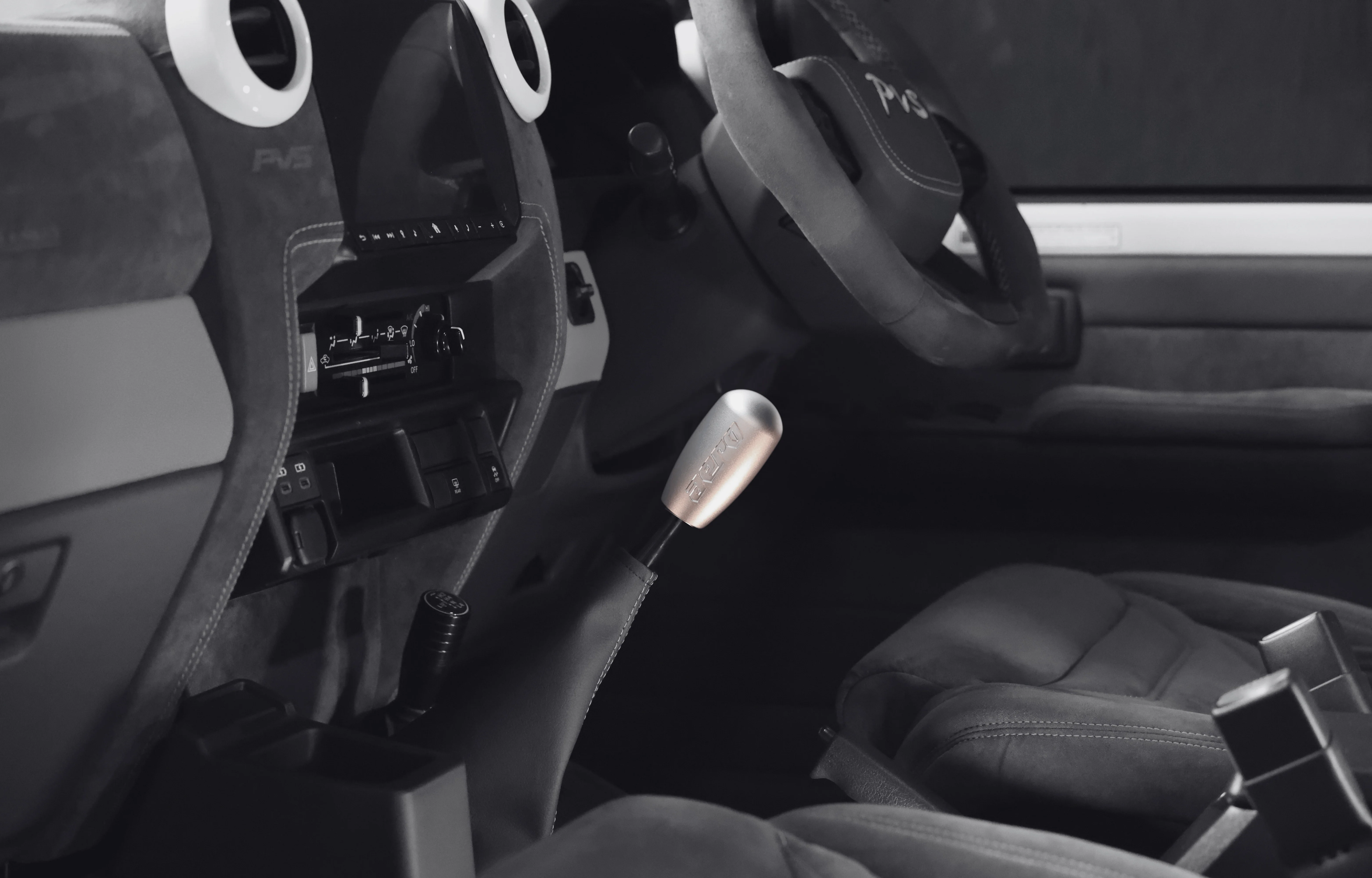 Nova Gear Knob (Patrol) - Image 3