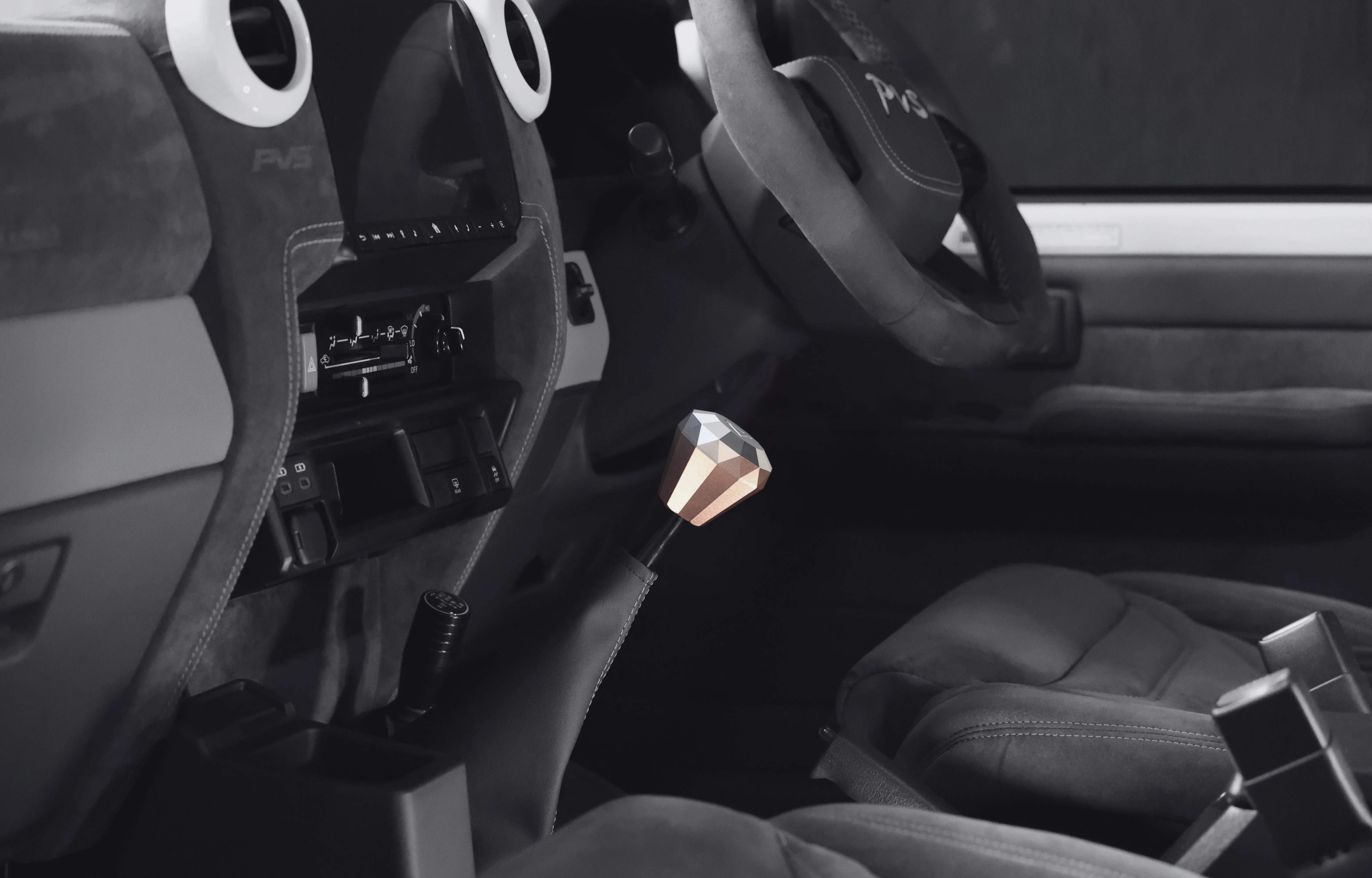 Prism Gear Knob (Patrol) - Image 3