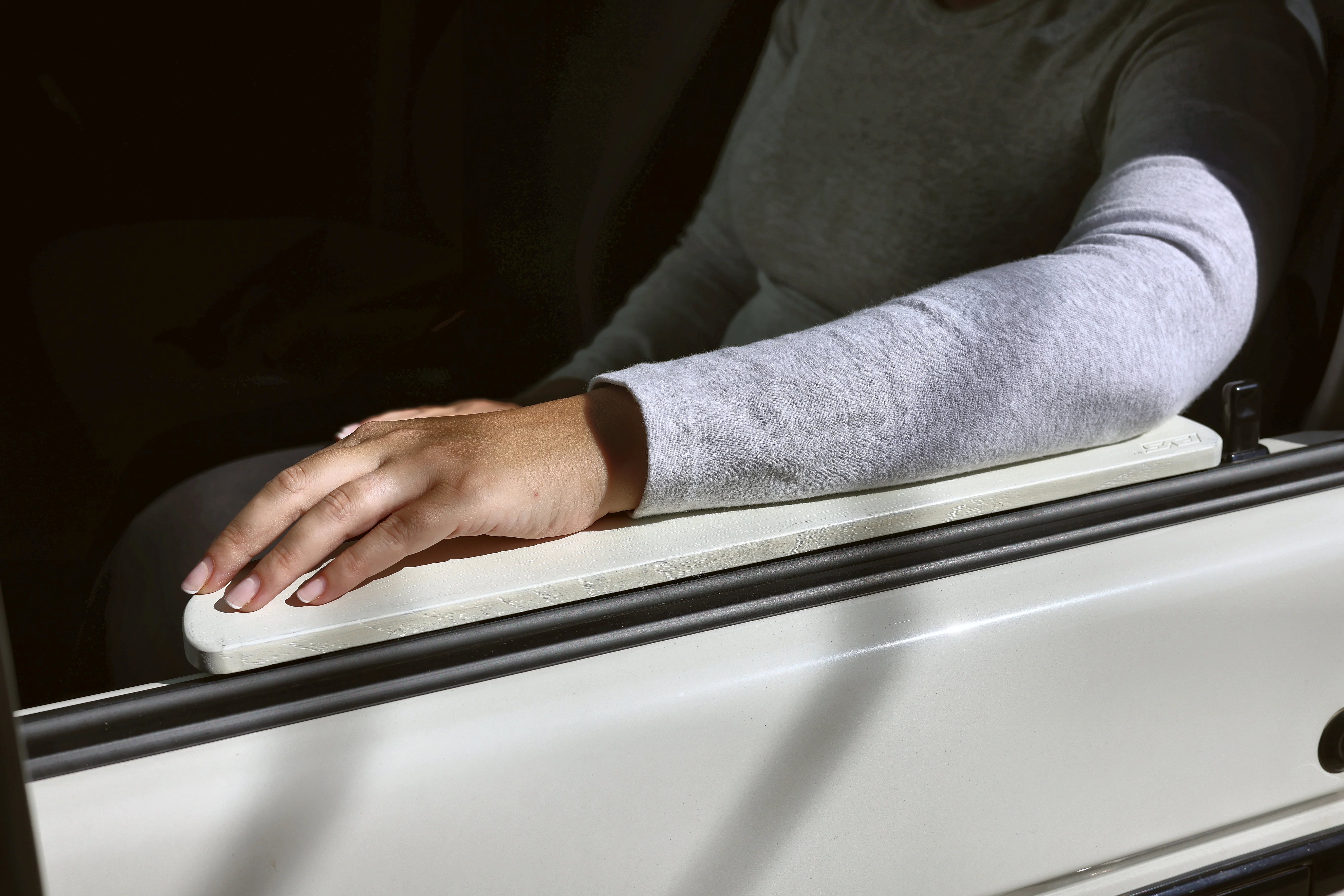 70 Series LandCruiser Armrest, Tasmanian White Rounded (Pair) - Image 3
