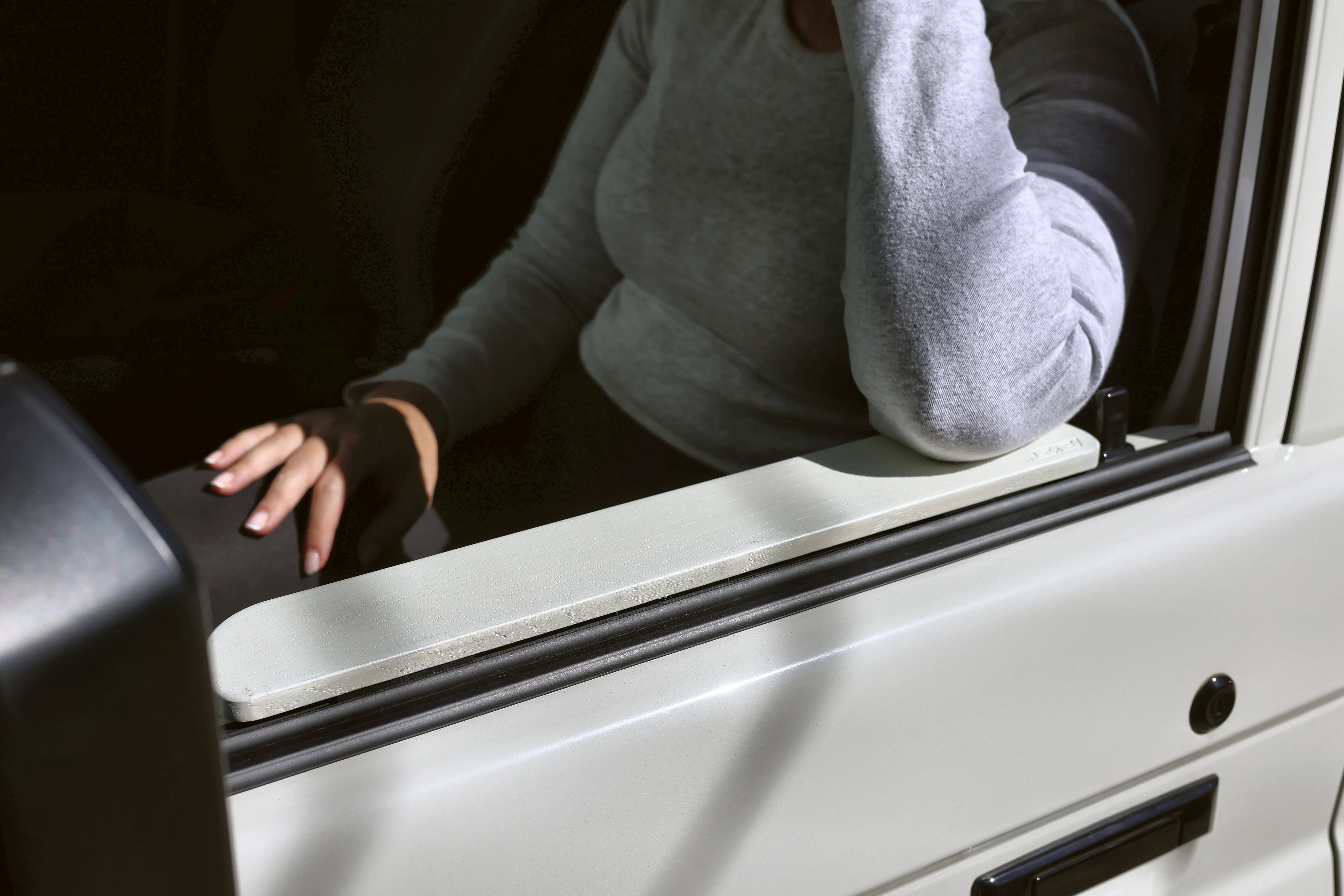 70 Series LandCruiser Armrest, Tasmanian White Rounded (Pair) - Image 6