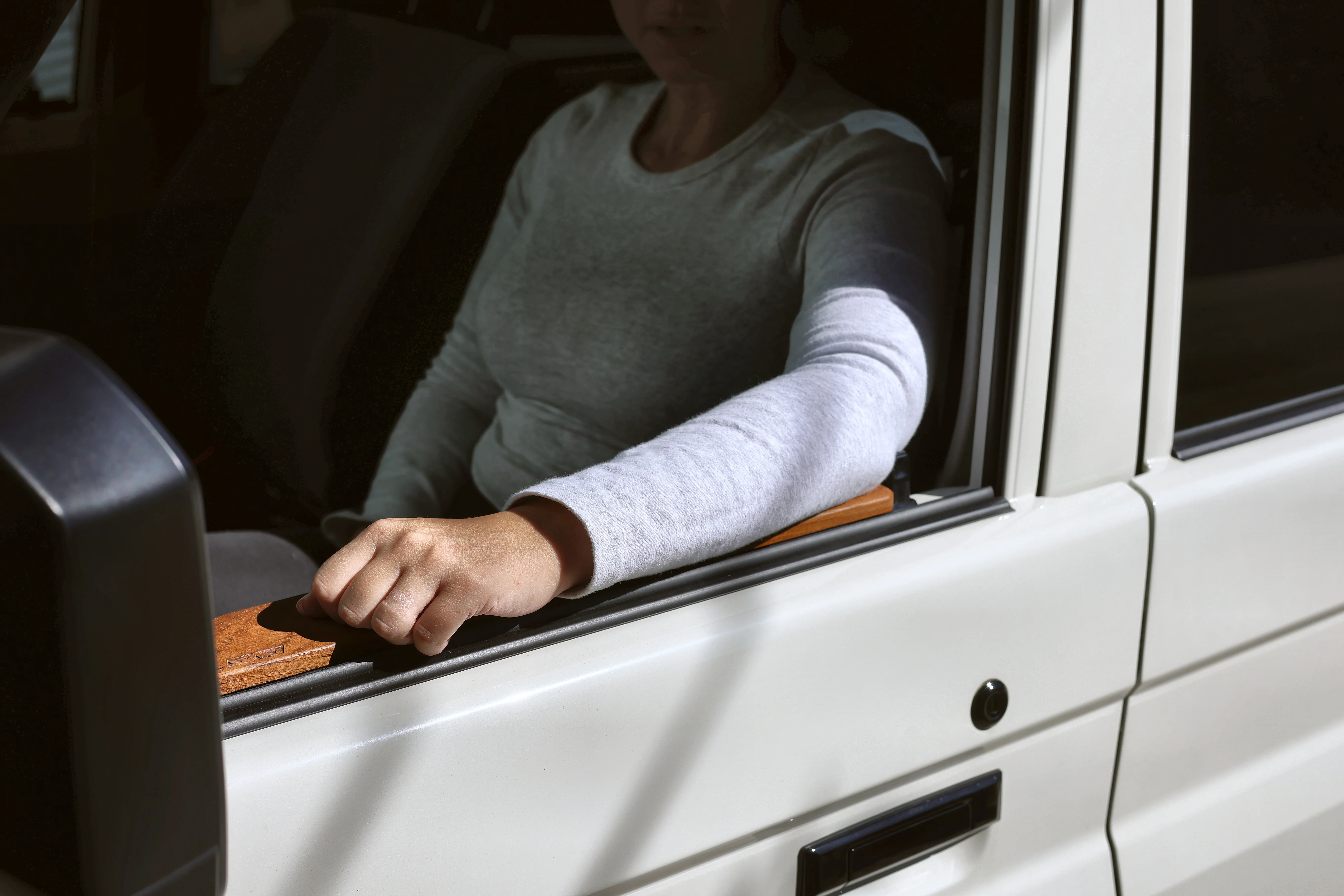 70 Series LandCruiser Armrest, Coastal Teak Rounded (Pair) - Image 3