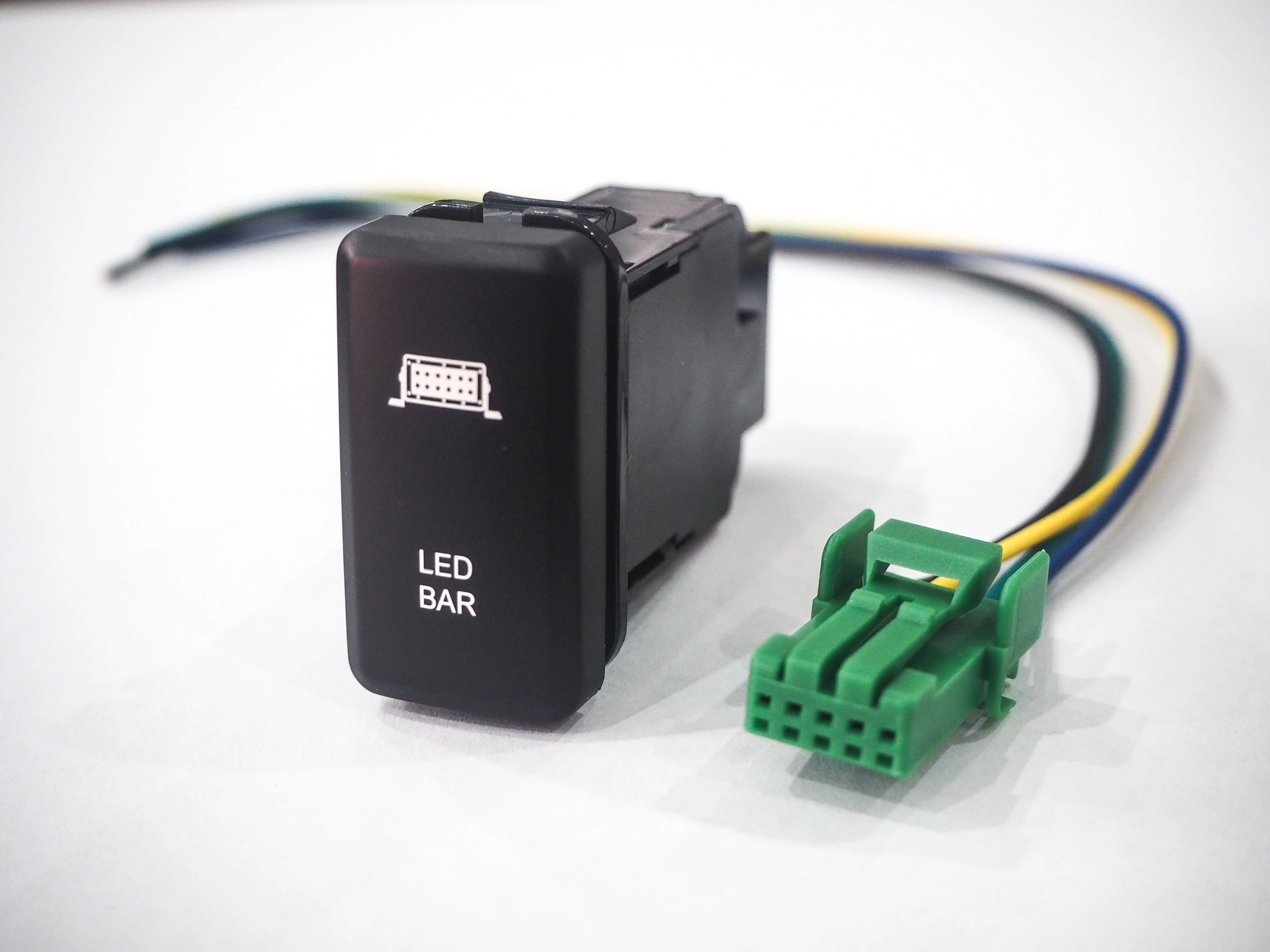 LED Light Bar LED Push Switch to suit Toyota LandCruiser & Hilux - Image 2