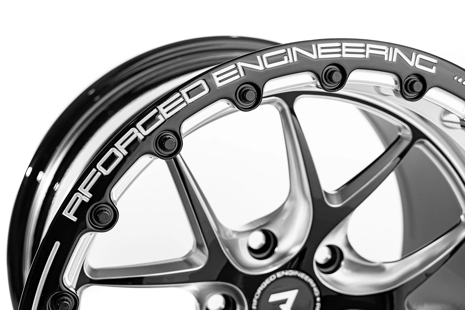 RForged XF5 Beadlock Wheel for Nissan R35 GT-R - Image 7