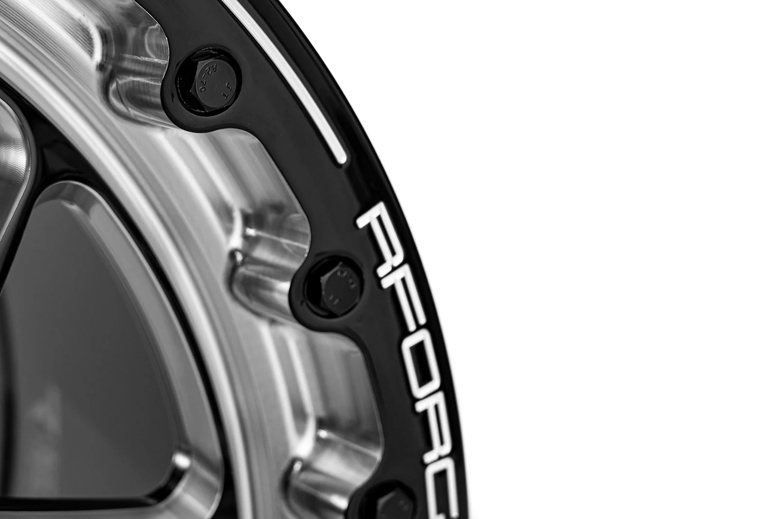 RForged XF5 Beadlock Wheel for Nissan R35 GT-R - Image 9