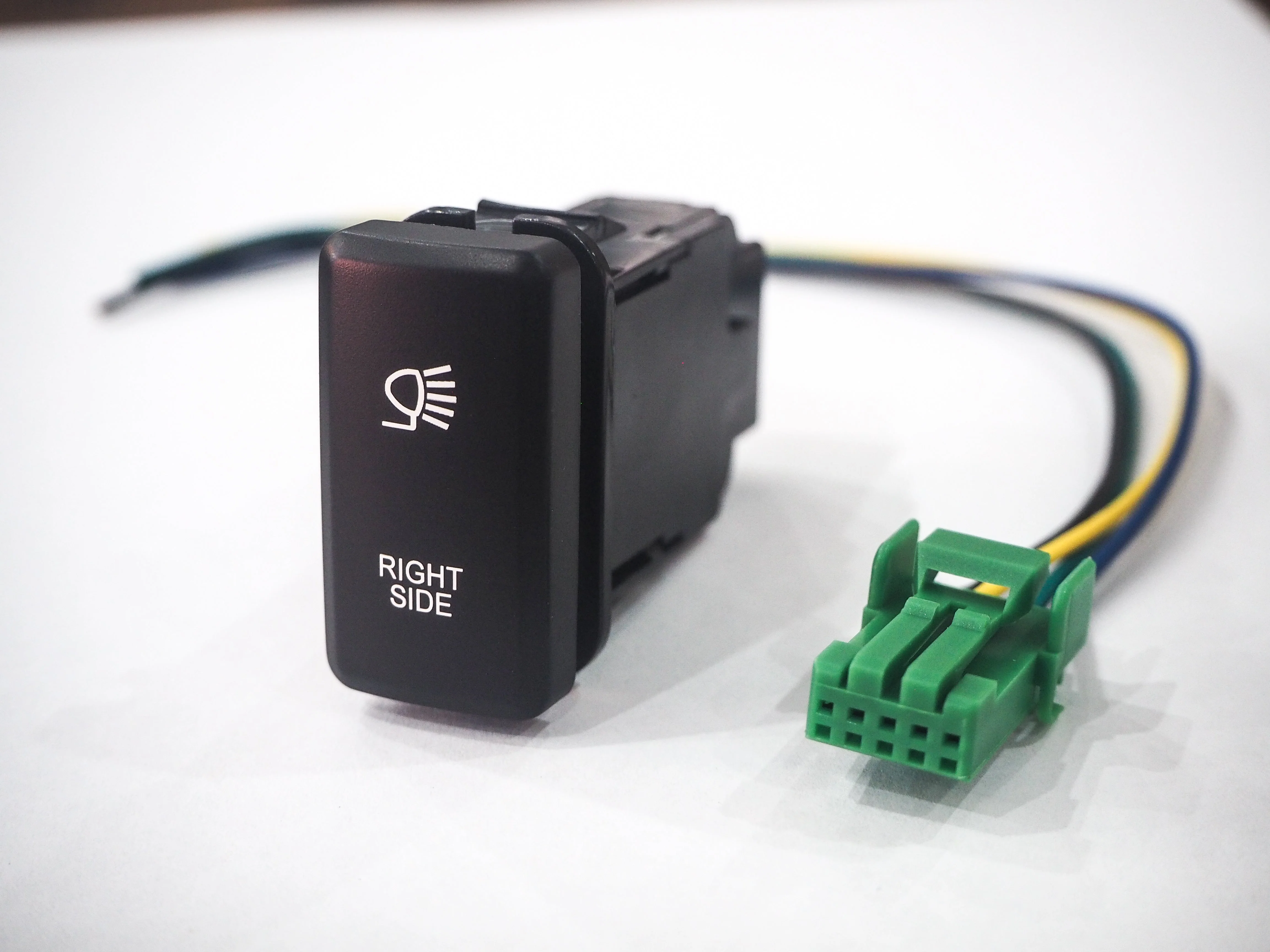 Right Side LED Push Switch to suit Toyota LandCruiser & Hilux - Image 2