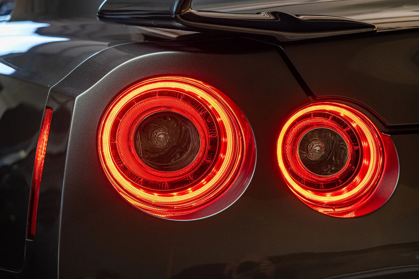 SBD OE 2015+ Style LED Red Tail Lights (DOT Approved) - Image 5