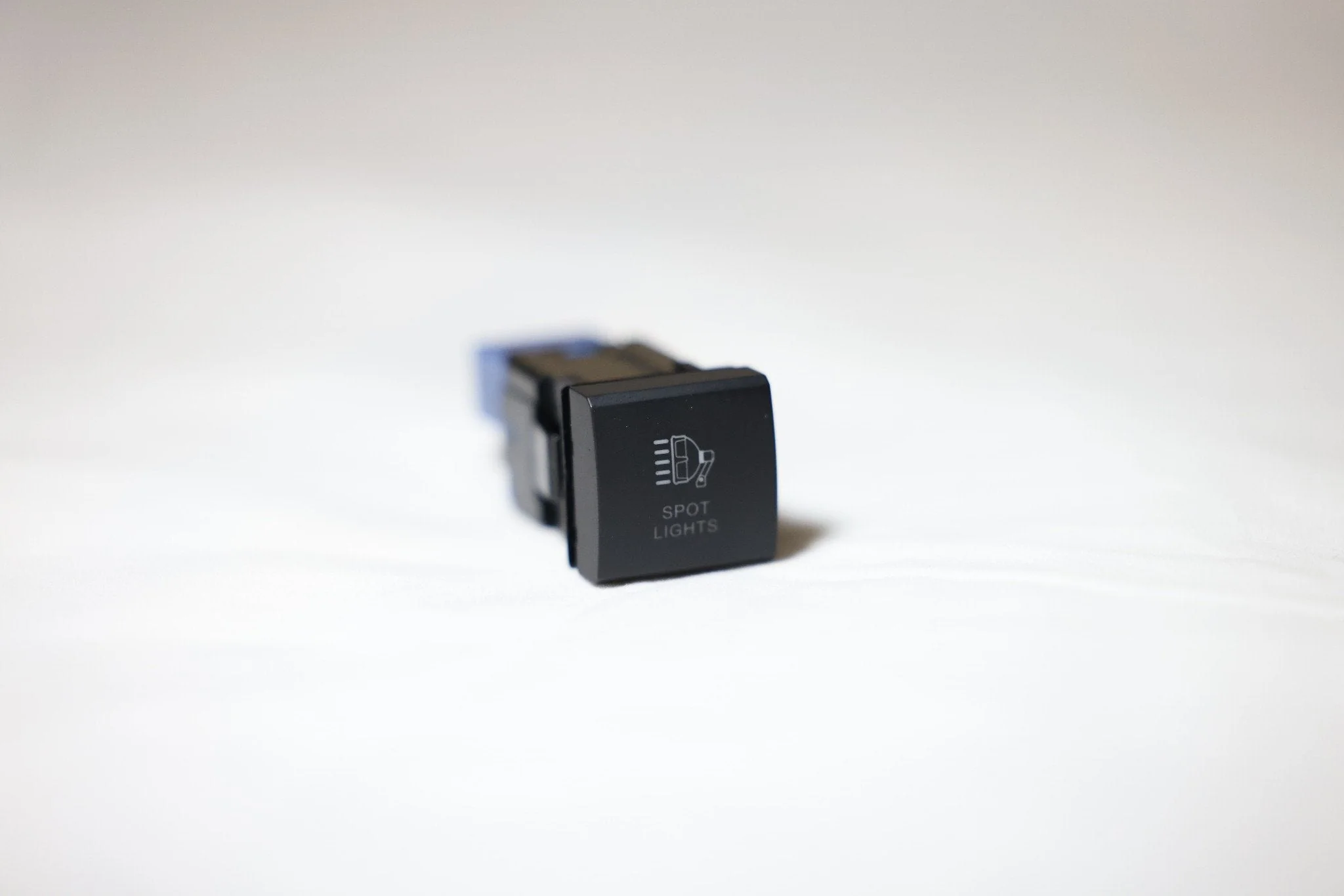 Spotlights LED Push Switch to suit Toyota LandCruiser & Hilux - Image 5