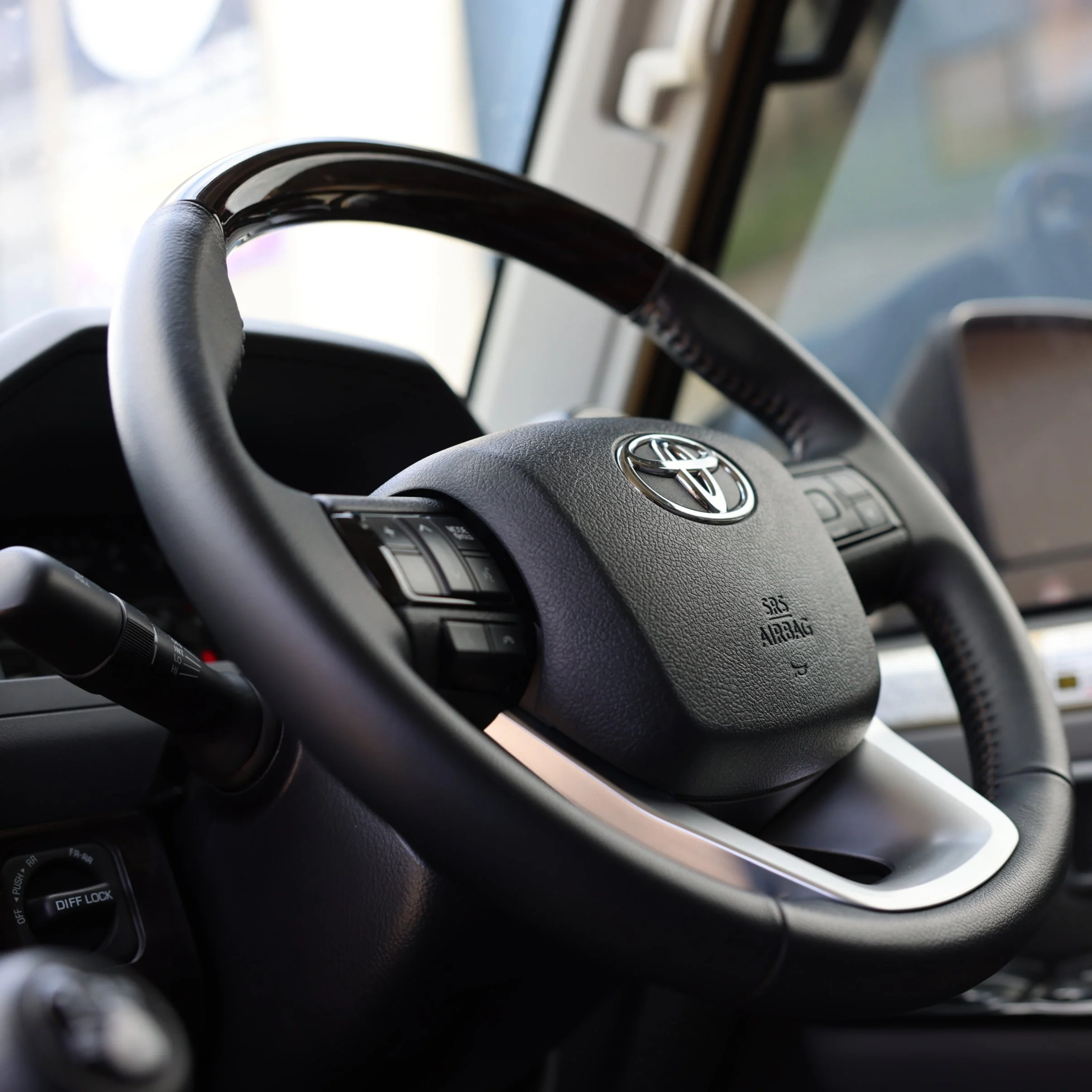 Steering Wheel Controls Kit to suit 70th Anniversary LandCruiser - Image 3