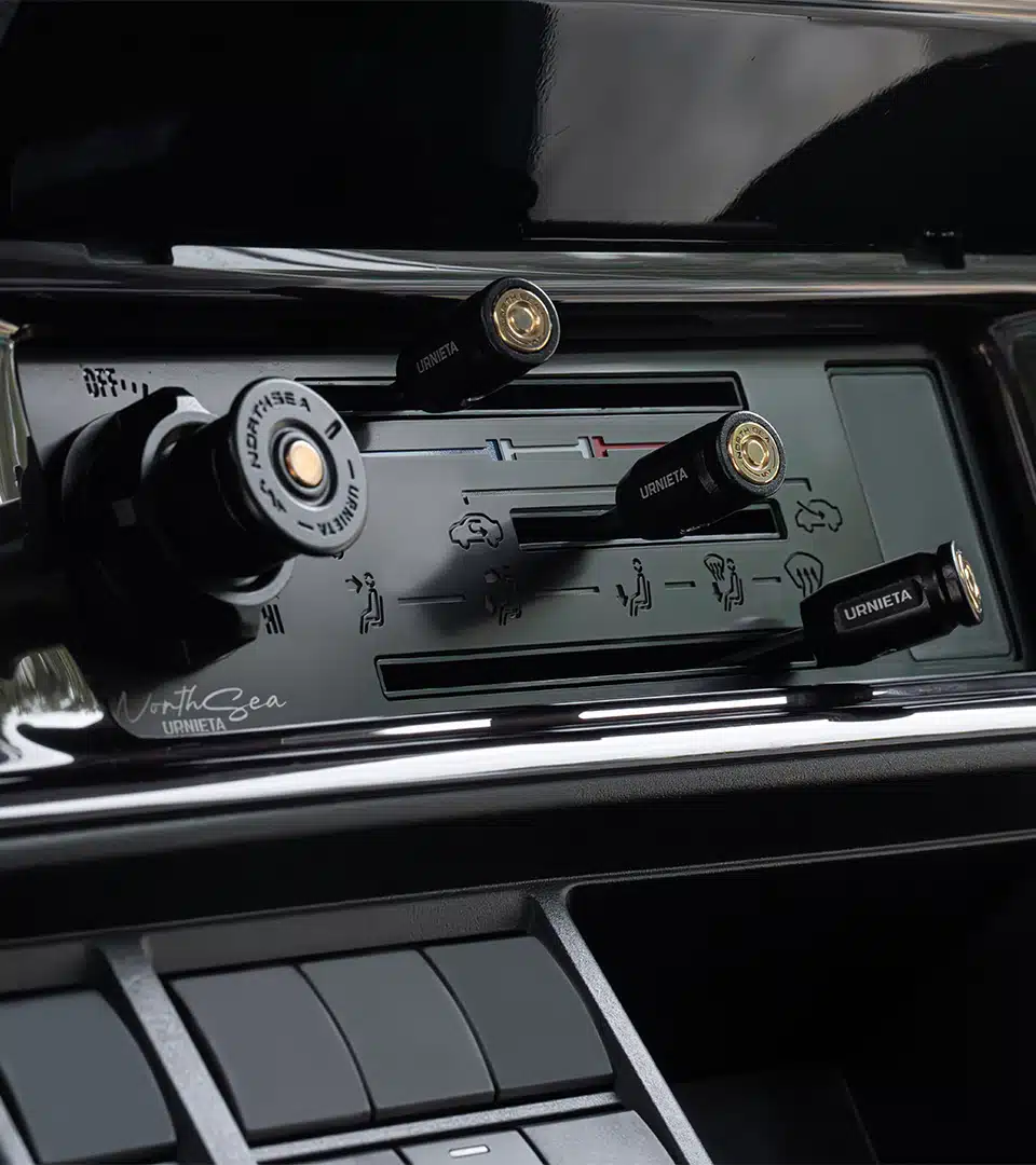 URNIETA AC Control Panel | 70 Series LandCruiser - Image 11