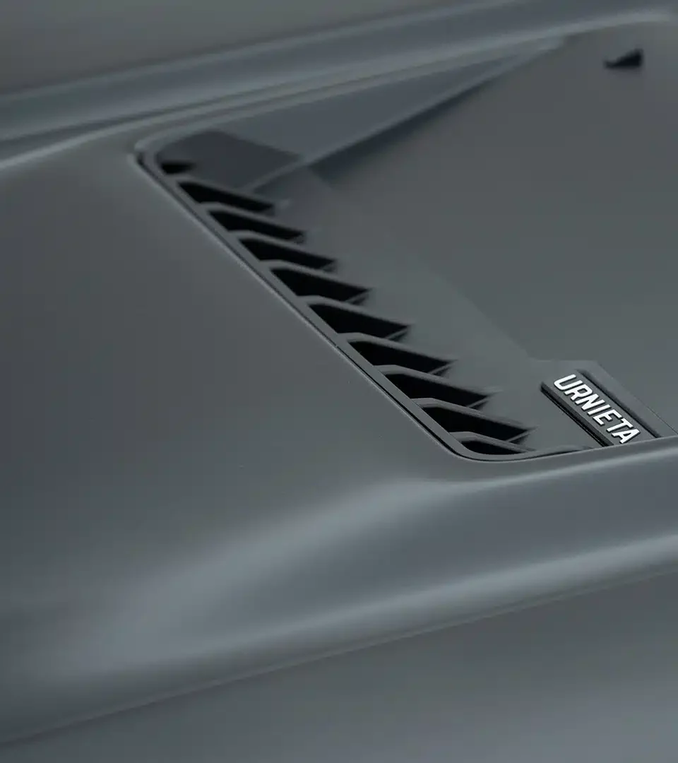 URNIETA Carbon Bonnet Kit | 70 Series LandCruiser 2007-2023 - Image 13