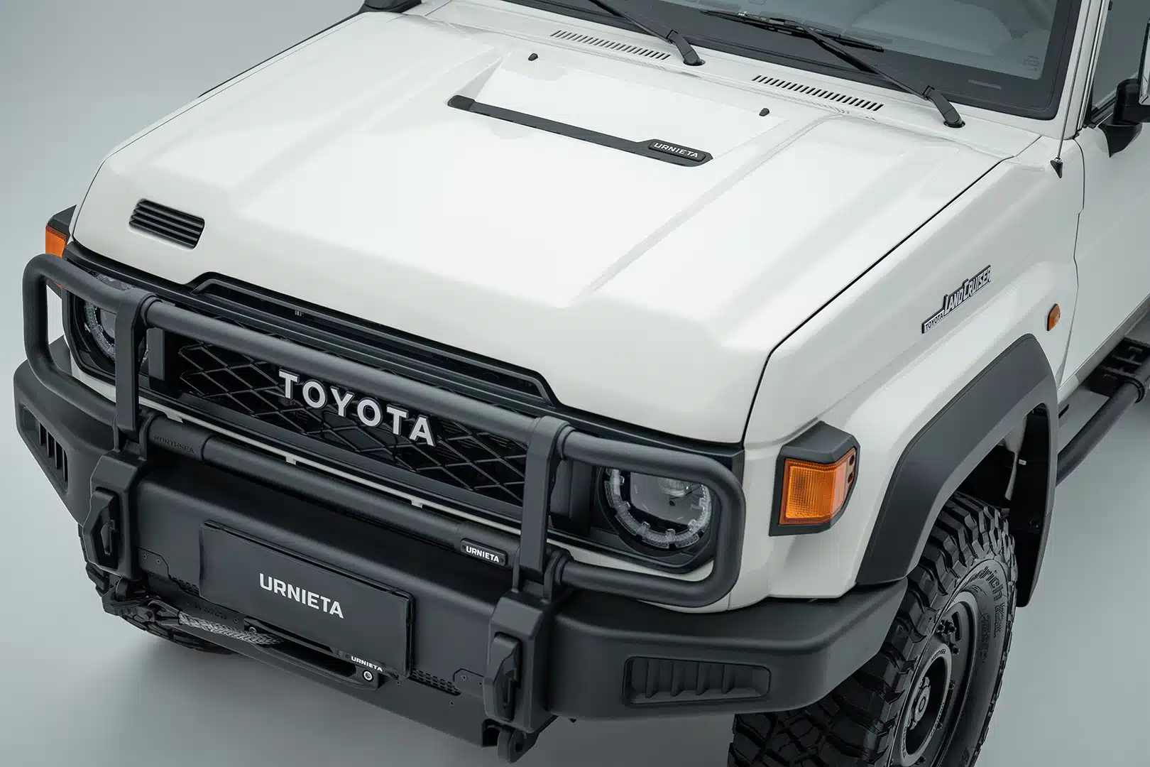 URNIETA Carbon Bonnet Kit | 70 Series LandCruiser 2023+ - Image 3