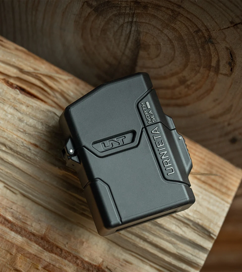 URNIETA Outdoor Lighter - Image 4
