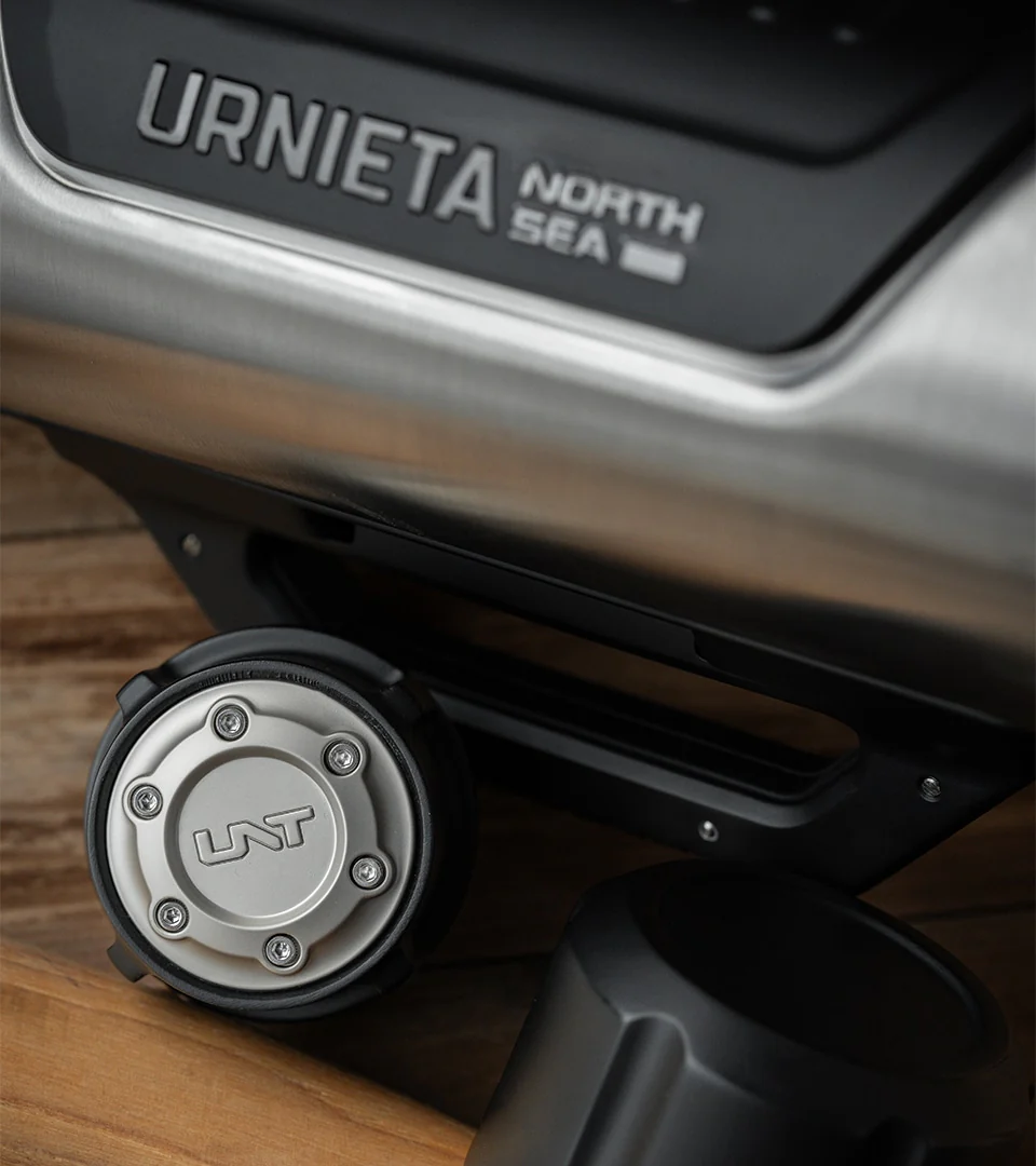 URNIETA Sports Water Bottle 1.5L - Image 4