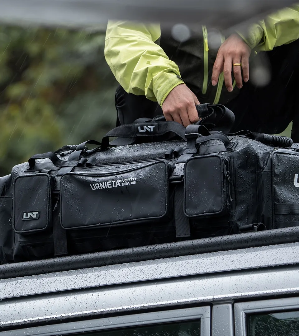 URNIETA Waterproof Travel Bag - Image 10