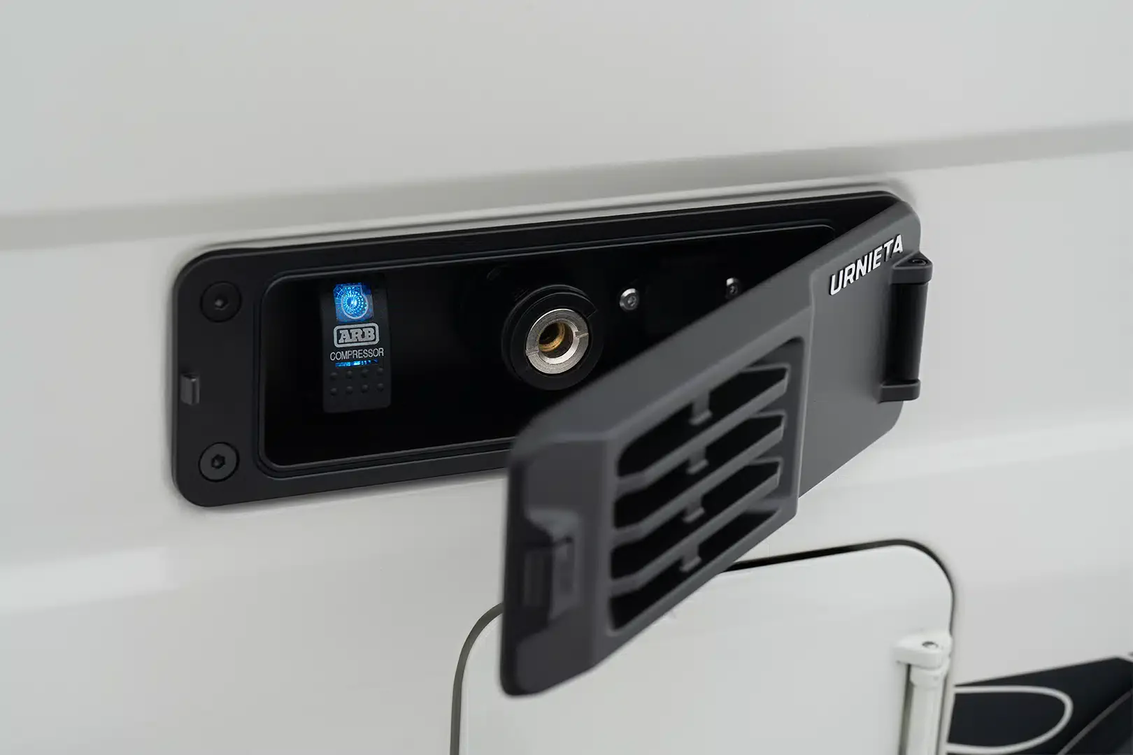 URNIETA Integrated Expansion Panel | 76 & 78 Series LandCruiser - Image 7