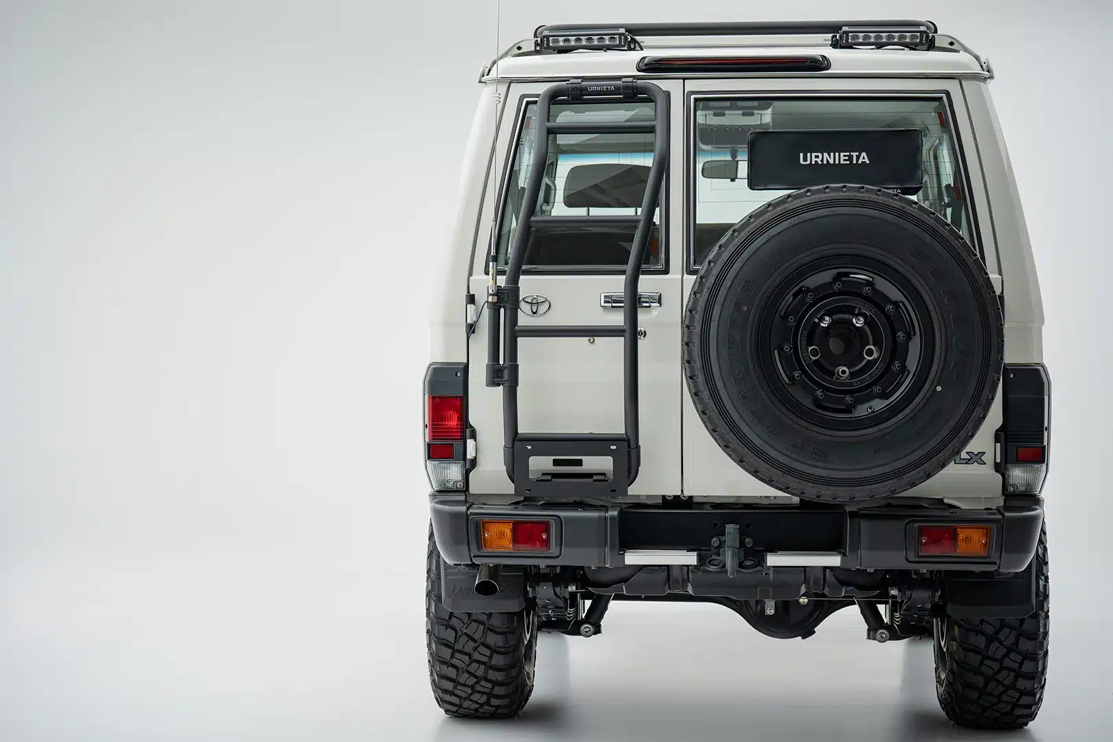 URNIETA Rear Door Ladder | 76 Series LandCruiser Wagon - Image 5