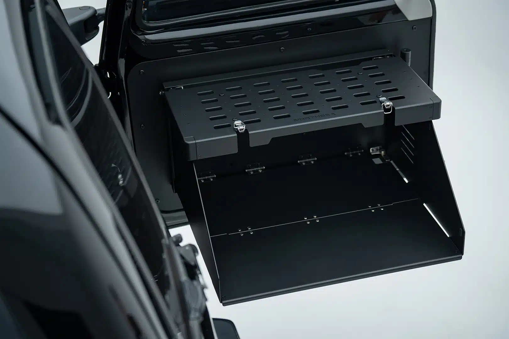 URNIETA Tailgate Drop Down Platform Table| 80 Series LandCruiser - Image 4