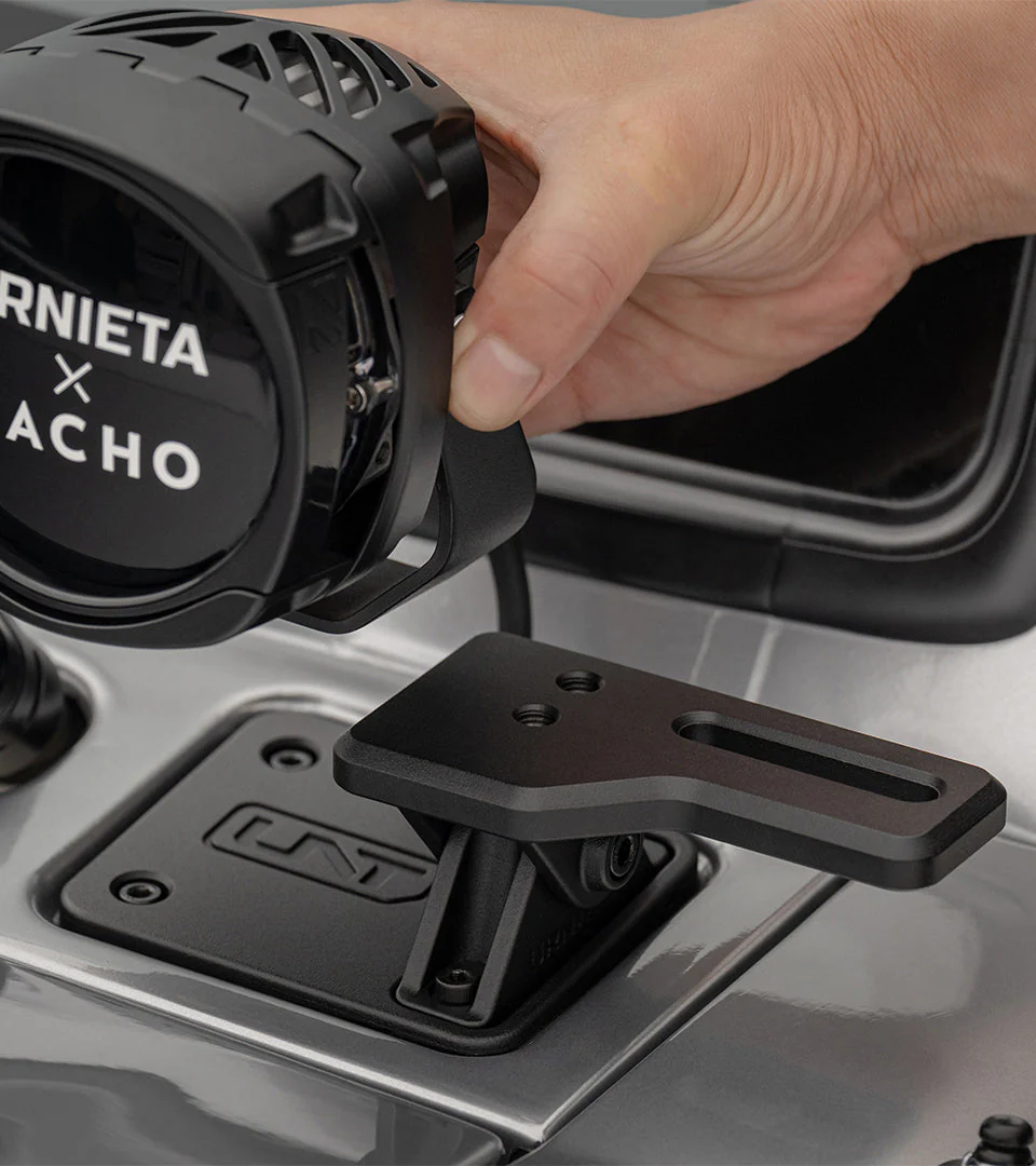 URNIETA Windshield Light Mount System | 70 Series LandCruiser - Image 14