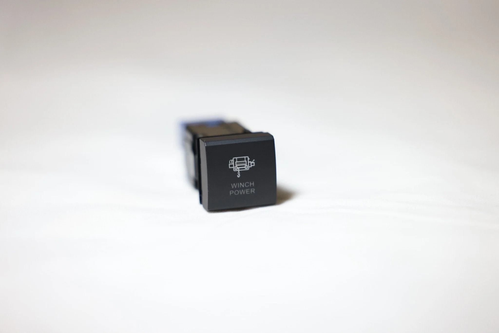 Winch Power LED Push Switch to suit Toyota LandCruiser & Hilux - Image 4